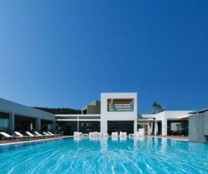 Mirage Chalkida City Resort