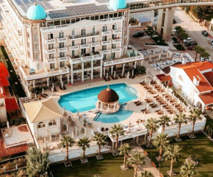 Santa Wellness Resort