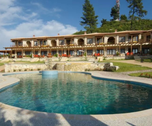 Akritas Ef Zin Villas & Suites