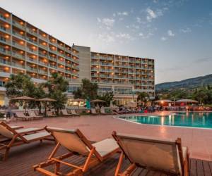 Evia Riviera Resort (ex. Amarynthos Resort)