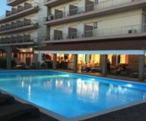 Stefania Beach Resort