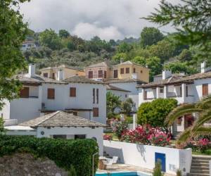 Aeolos Hotel & Villas