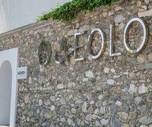 Aeolos Hotel & Villas