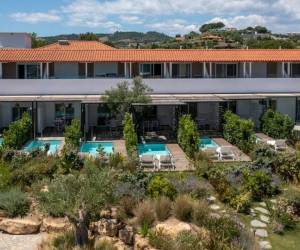 Antigoni Seaside Resort