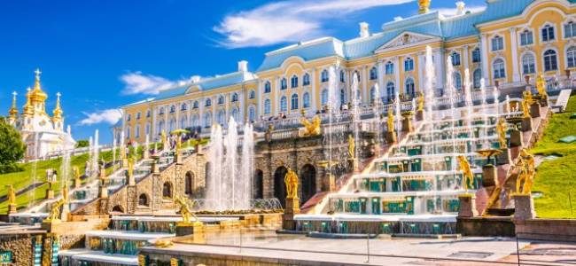 Sankt Peterburg i Moskva