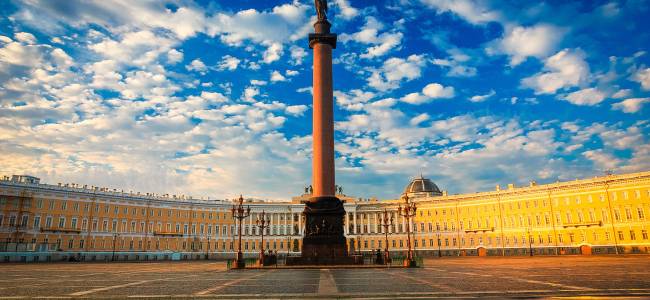 Sankt Peterburg i Moskva