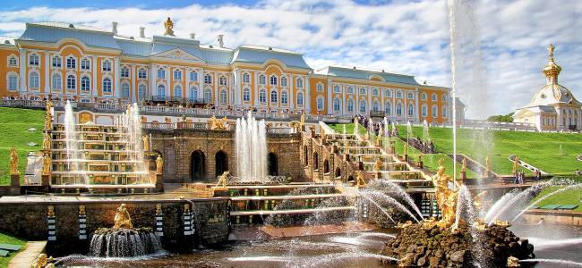 Sankt Peterburg i Moskva