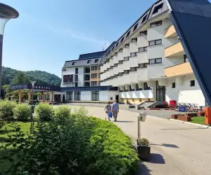 Hotel KARDIAL Banja Vrućica