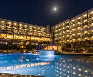 Ariti Grand