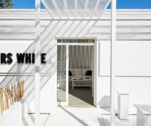 Mr & Mrs White Corfu