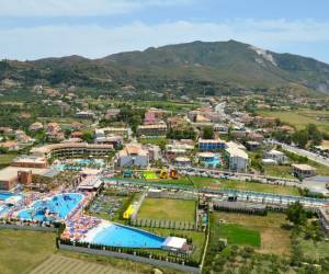 Caretta Beach Resort & WaterPark